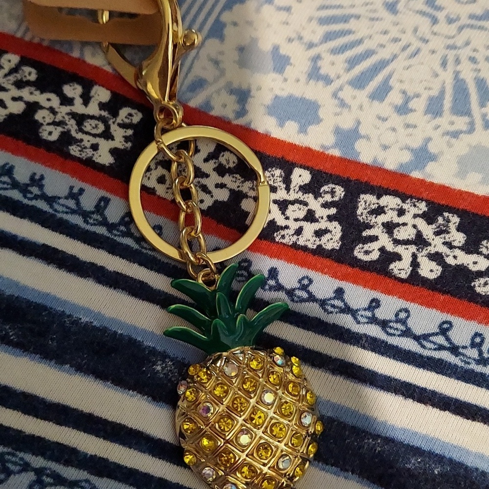 Pineapple bag charm/keychain
